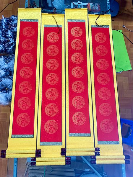 Biểu liễn lụa câu đối 7 chữ giấy xuyến chỉ 25x145cm