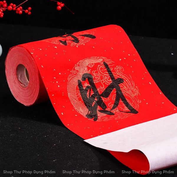 Cuộn giấy câu đối đỏ