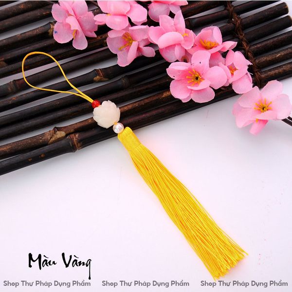 Dây treo tua rua ngọc bội hoa sen treo trang trí