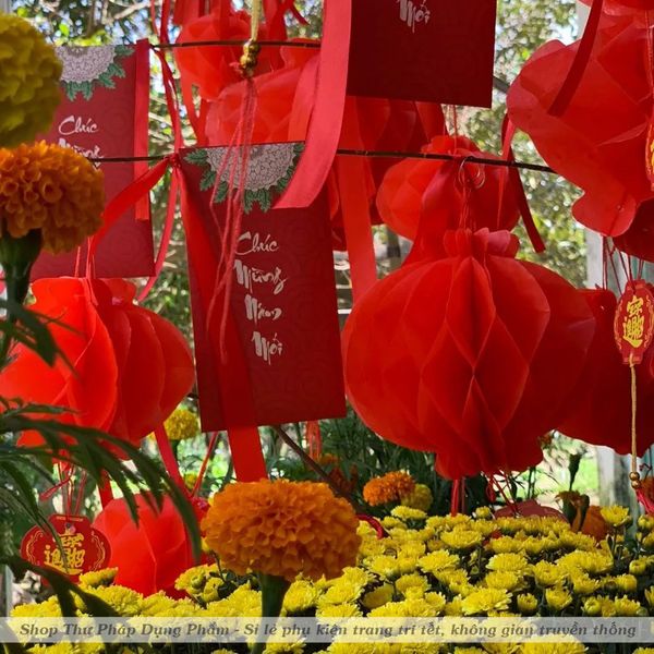 Đèn lồng đỏ nilon chống nước treo trang trí tết, decor không gian truyền thống