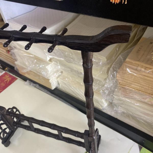 Giá treo bút lông thư pháp