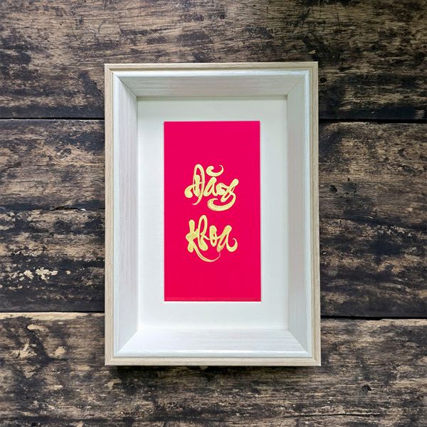 Khung tranh ảnh chữ thư pháp để bàn có chân chống nhiều kích cỡ