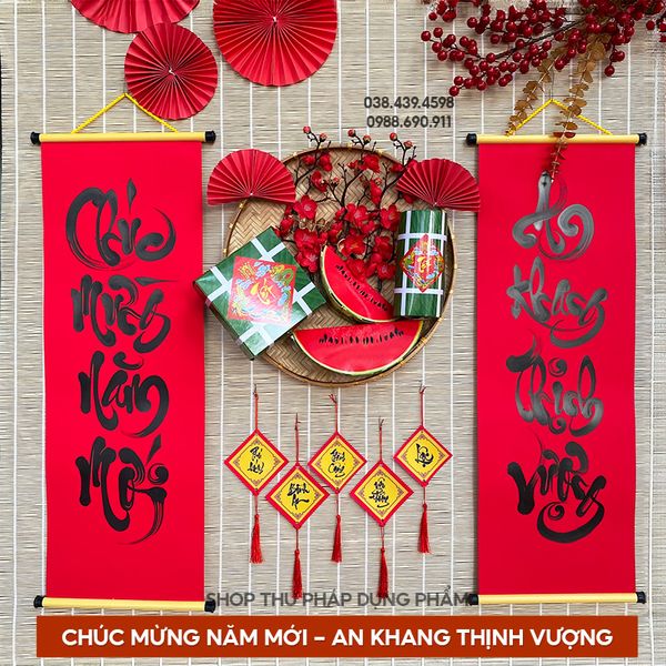 Câu đối đỏ giấy nhung 4 chữ, 7 chữ đã viết chữ 27x79