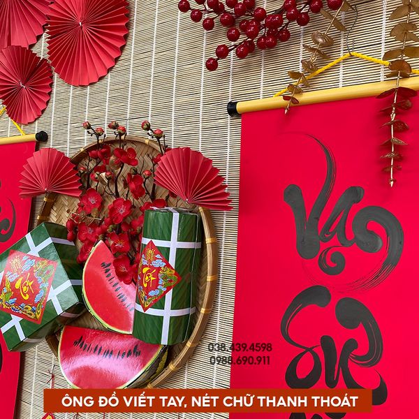 Câu đối đỏ giấy nhung 4 chữ, 7 chữ đã viết chữ 27x79