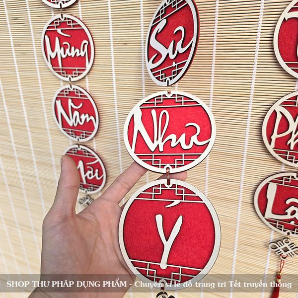 Liễng câu đối thư pháp treo trang trí Tết chất liệu gỗ