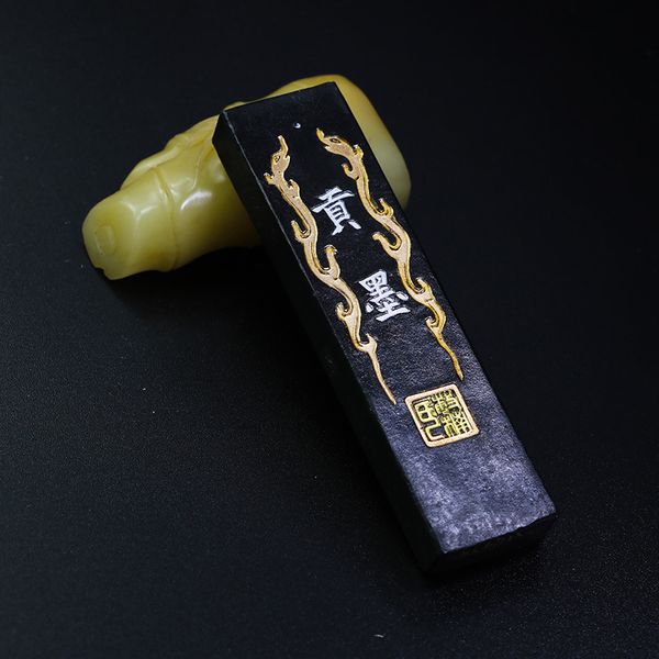 Mực thỏi, mực tàu, mực nho viết thư pháp cống mặc