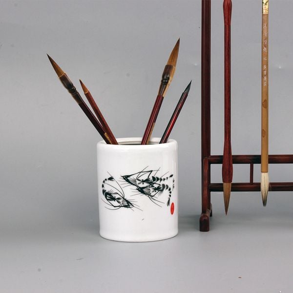 ống đựng bút lông
