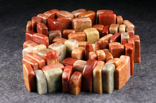 Phôi đá Triết Giang Hồng Thạch đồng giá cỡ nhỏ