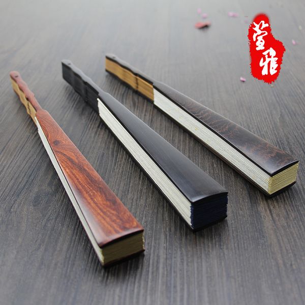 Quạt lan gỗ giấy xuyến chỉ cao cấp