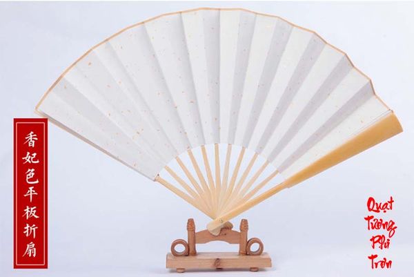Quạt lan viết thư pháp