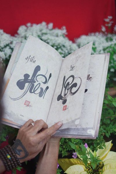 Tôi học thư pháp với Lão Trọc | Thư pháp nền tảng 2024