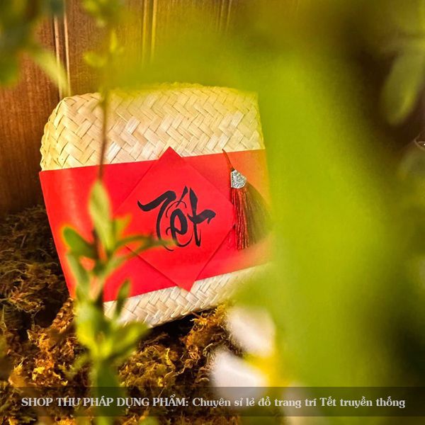 Thẻ giấy chữ Tết Xuân 10x10cm chữ thư pháp nghệ thuật trang trí Tết giỏ quà