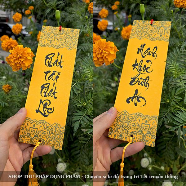 Thẻ treo tết chữ thư pháp ông đồ viết tay treo đào mai trang trí nhà cửa đón tết 2025 (set 10 thẻ)