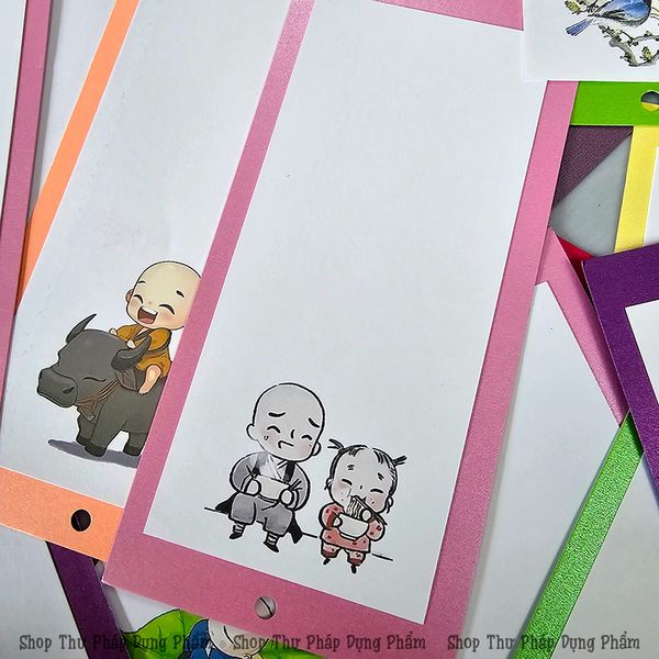 Thẻ thư pháp treo trang trí giấy mỹ thuật in hình chú tiểu, hoa điểu (Set 30 chiếc)