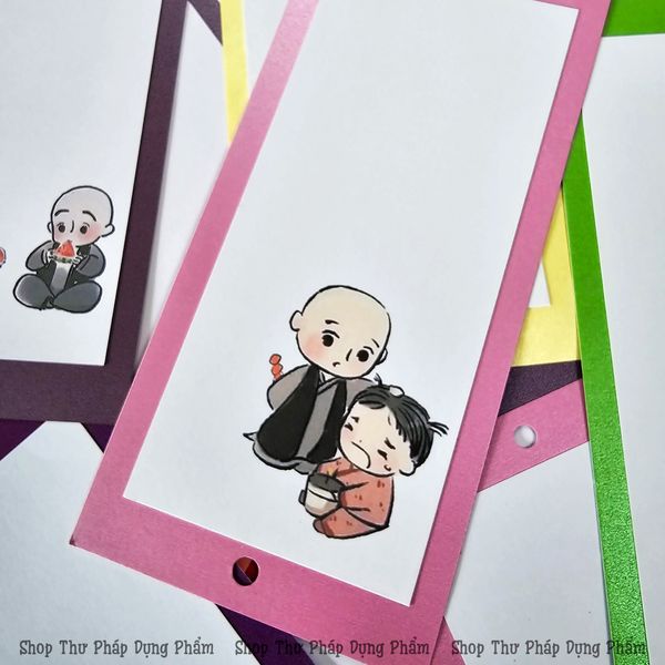 Thẻ thư pháp treo trang trí giấy mỹ thuật in hình chú tiểu, hoa điểu (Set 30 chiếc)