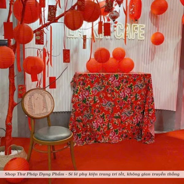 Vải chăn con công trang trí tết decor không gian truyền thống, trải bàn