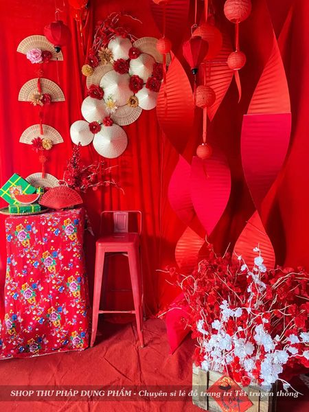 Vải nhung đỏ trang trí Tết truyền thống làm phông nền, trải bàn, rèm trang trí khổ 1.6m