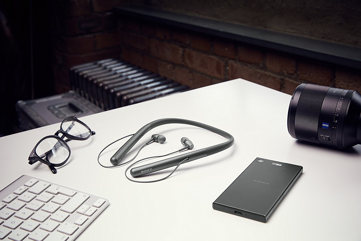 Audio shop cung cấp tai nghe Sony WI-H700 chính hãng