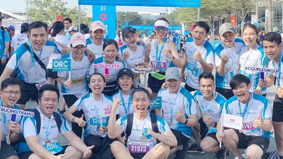 TINH THẦN ONWAYS TRÊN ĐƯỜNG CHẠY HCMC MARATHON
