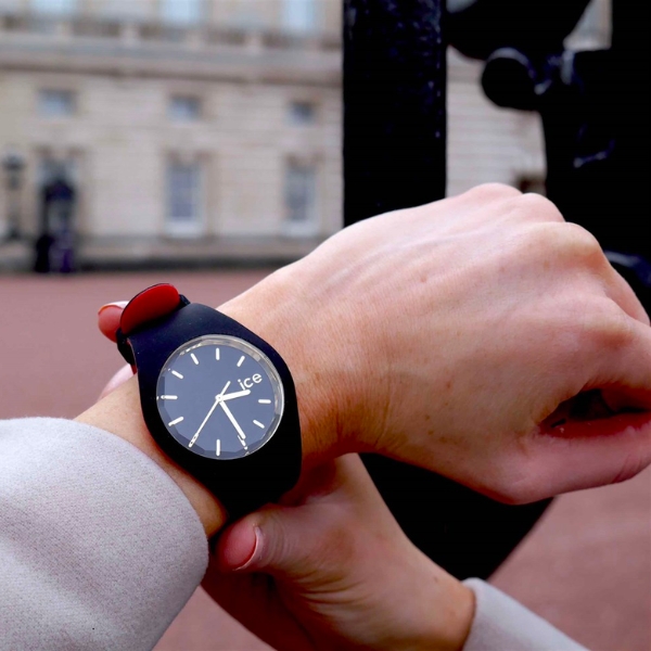 Đồng hồ chính hãng ICE