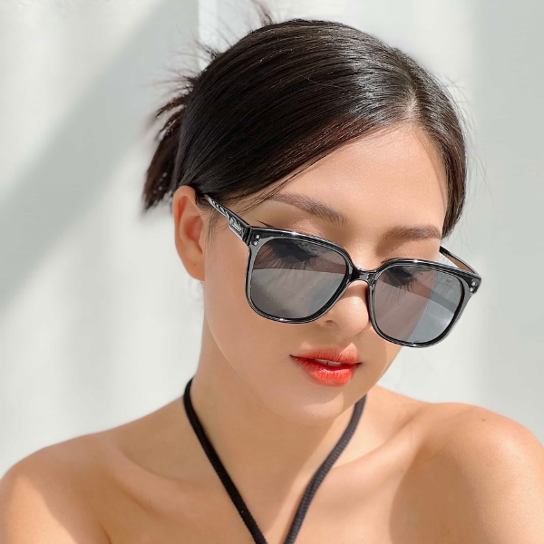 Giá cả niêm yết và hợp lý