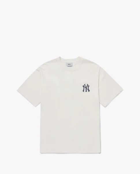 Mua áo phông đẹp cho nam 1m7 tại Maison Online