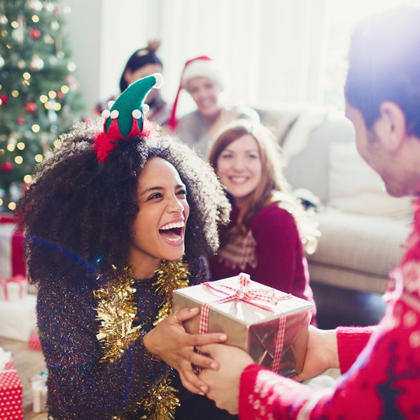 Vì sao nên tặng quà vào ngày Noel?