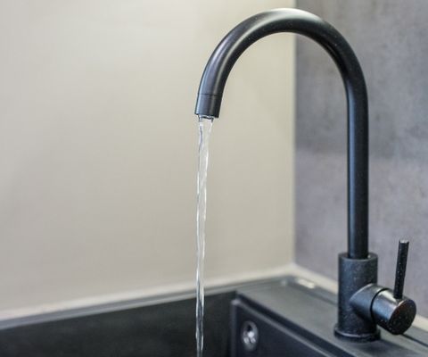 Cách lắp vòi nước bồn rửa chén nhanh chóng, hiệu quả tại nhà