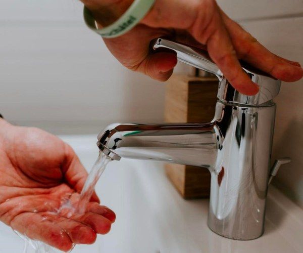 Một số vấn đề thường gặp với vòi nước ở bồn rửa mặt