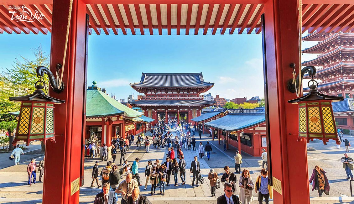 Du lịch Nhật Bản viếng thăm chùa Asakusa