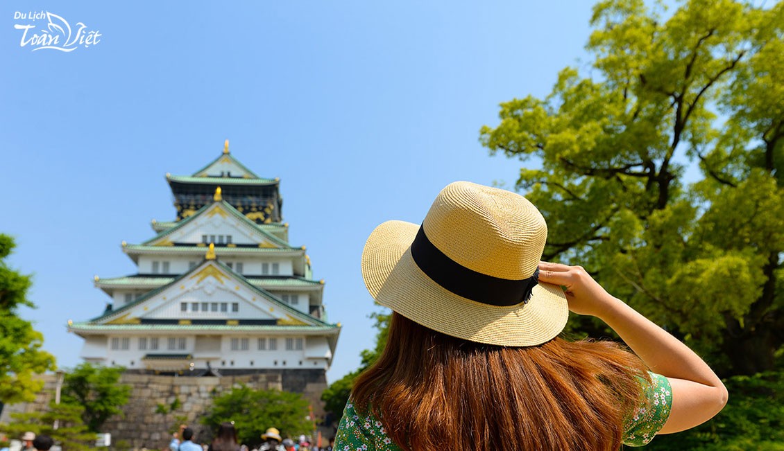 Du lịch Nhật Bản thăm lâu đài Osaka