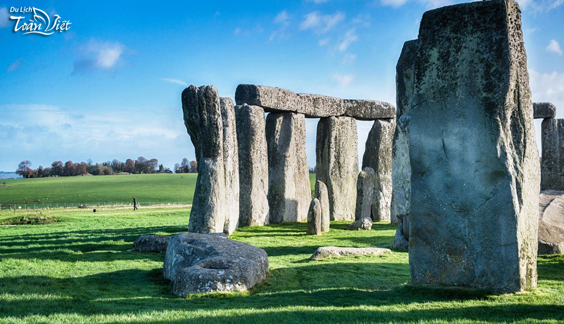 Tour du lịch Anh tượng đài cự thạch Stonehenge