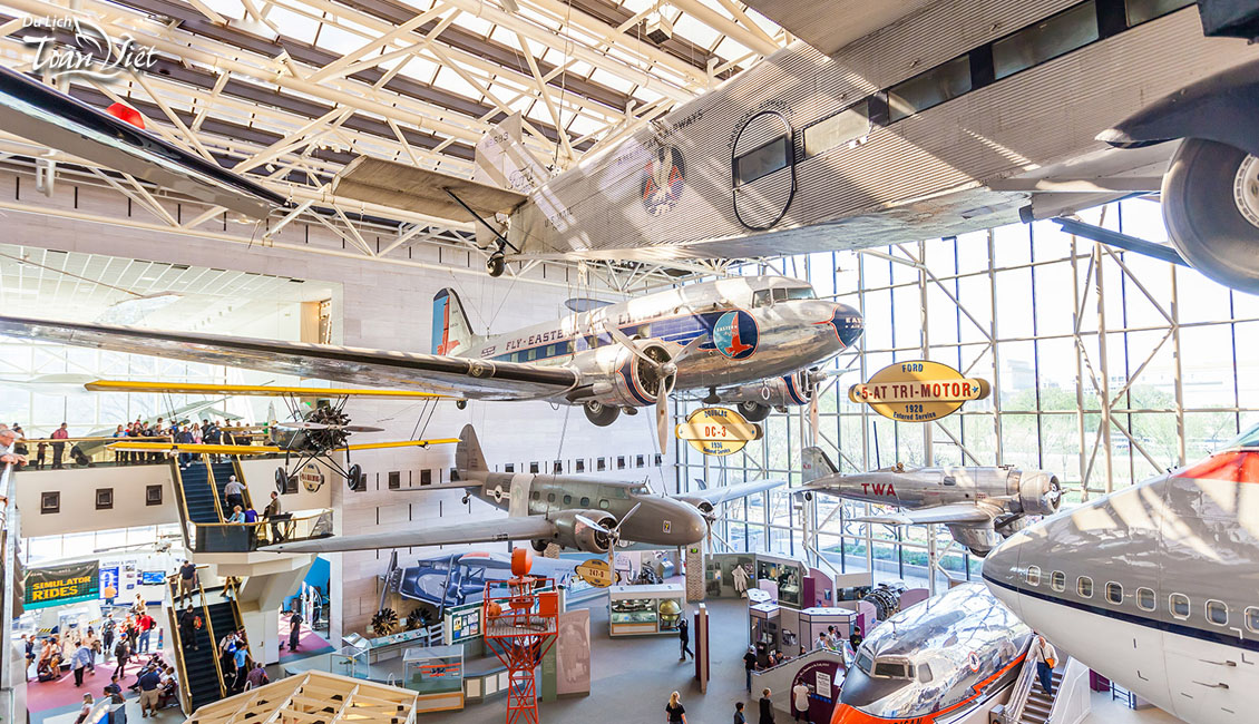 Tour du lịch Mỹ Bảo tàng Hàng Không và Không gian Hoa Kỳ
