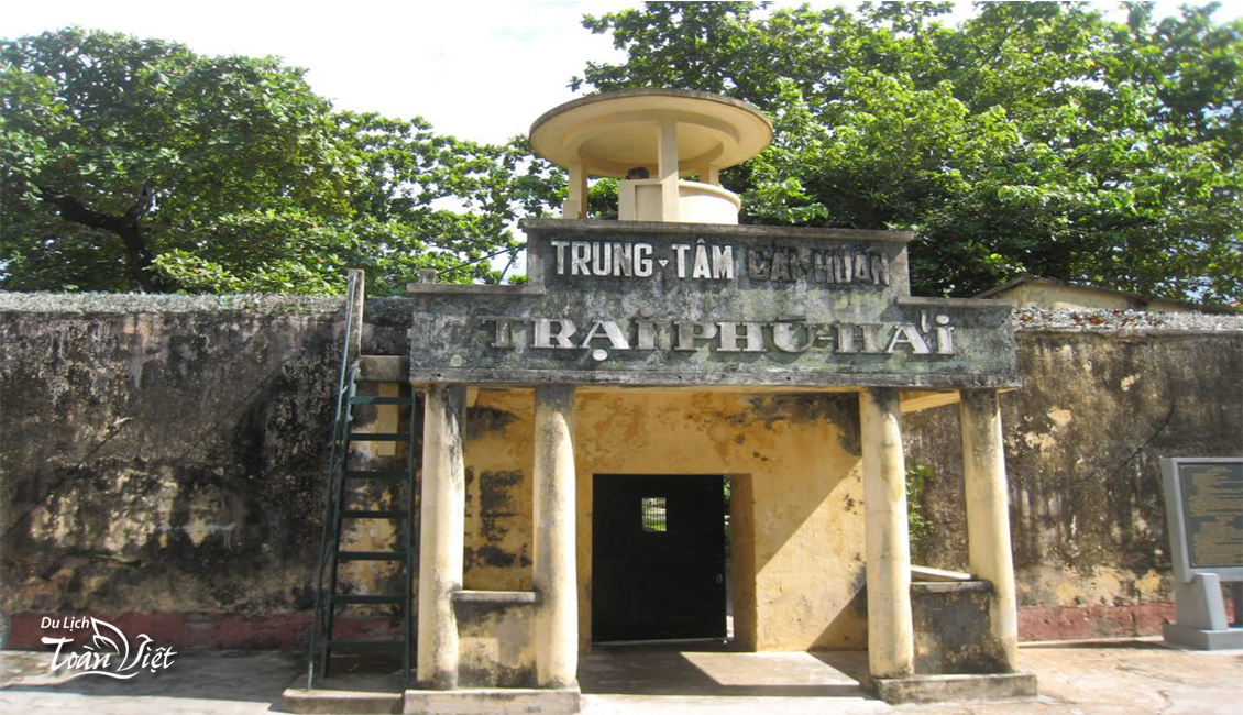 Tour Côn Đảo - Nhà Tù Phú Hải