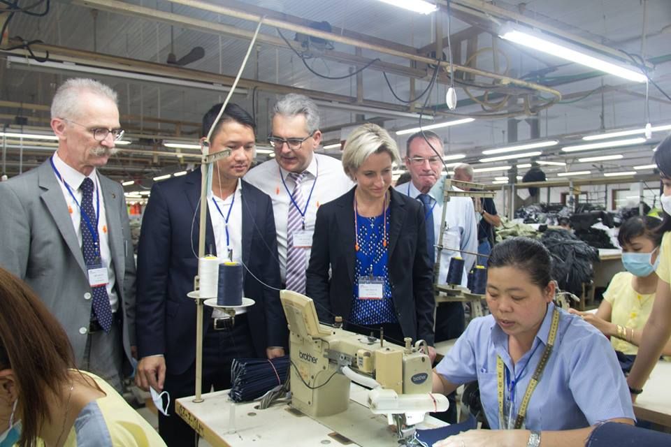 Bộ trưởng Đức và chuyến thăm Phong Phú