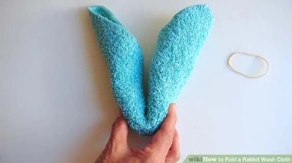 Hướng dẫn cách gấp con thỏ từ khăn bông