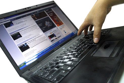 cách kết nối máy tính với máy chiếu