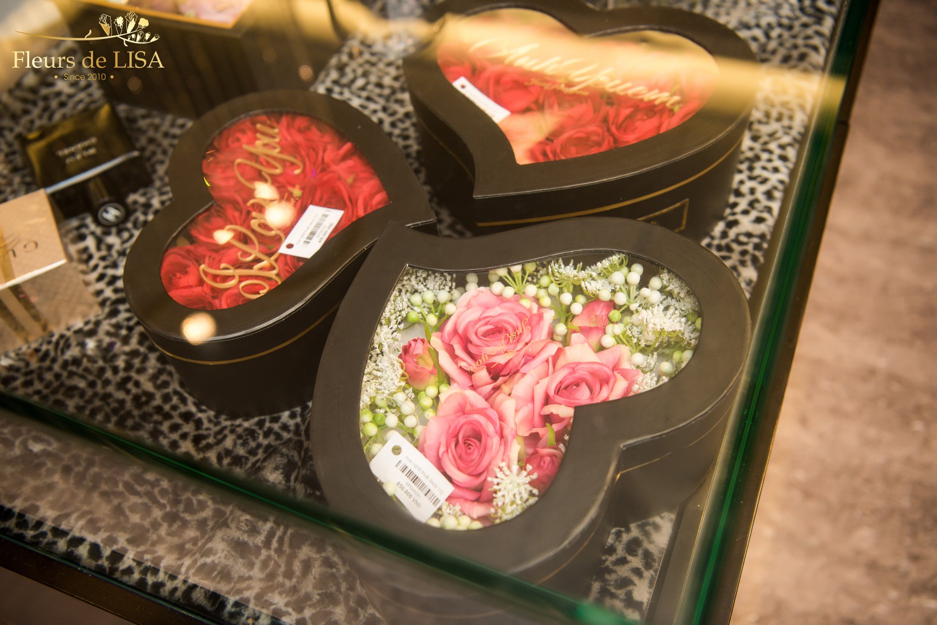 Những mẫu hộp hoa lụa độc đáo đến từ Fleurs de LISA