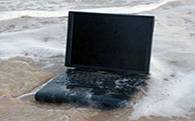 Kinh nghiệm bỏ túi bảo quản laptop mùa mưa bão