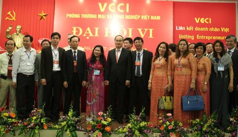 Permanent Deputy Chairman of the Association of Small and Medium Enterprises in Hanoi; Chairman - General Director of TrungThanh Mr. Phi Ngoc Chung attend the Sixth Congress of VCCI