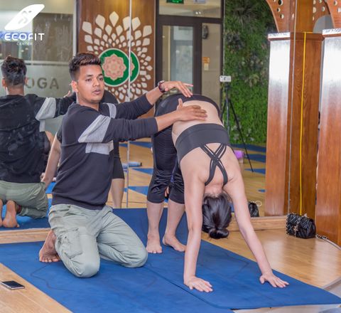 Hội thảo Yoga - Yoga trị liệu các bệnh về cột sống