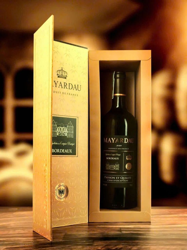 Quà tặng khai trương khách hàng tạo dấu ấn đặc biệt bằng rượu vang