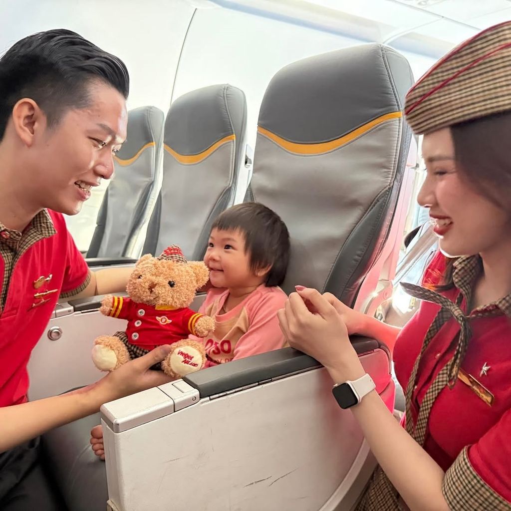 gấu bông vietjet