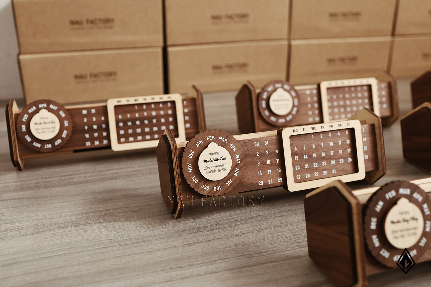 Lịch gỗ vạn niên