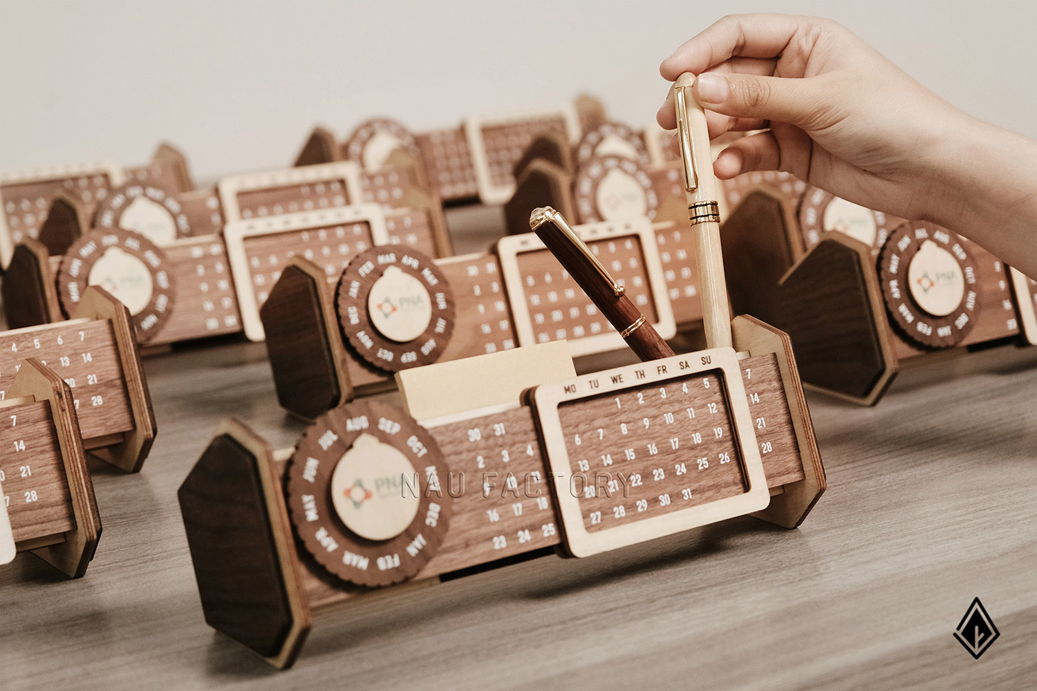 Lịch gỗ vạn niên