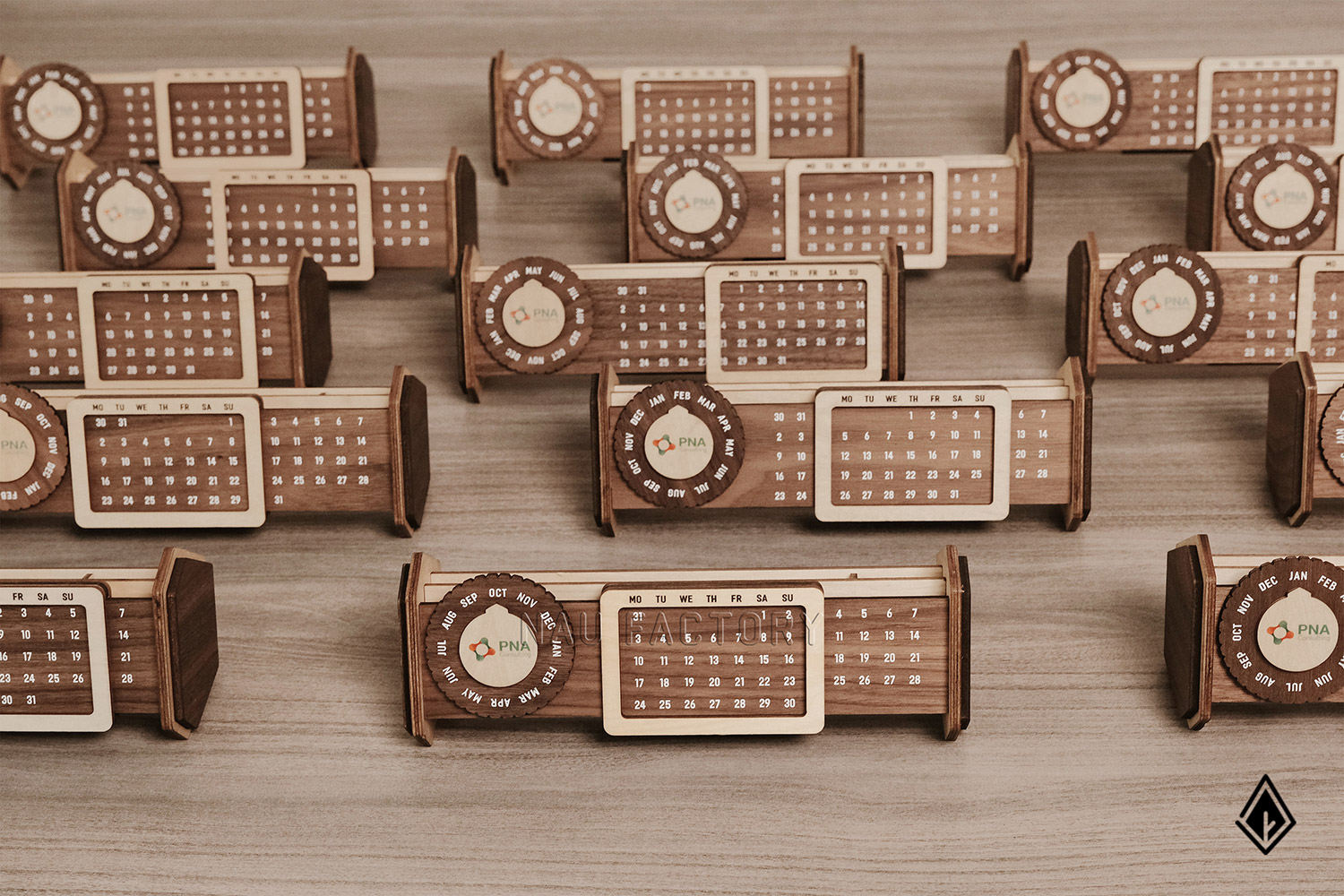 Lịch gỗ vạn niên