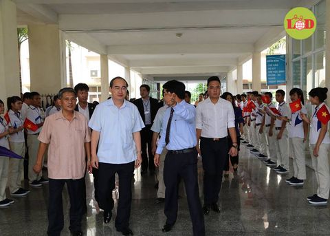Phó thủ tướng Chính phủ Nguyễn Thiện Nhân đến thăm LOD