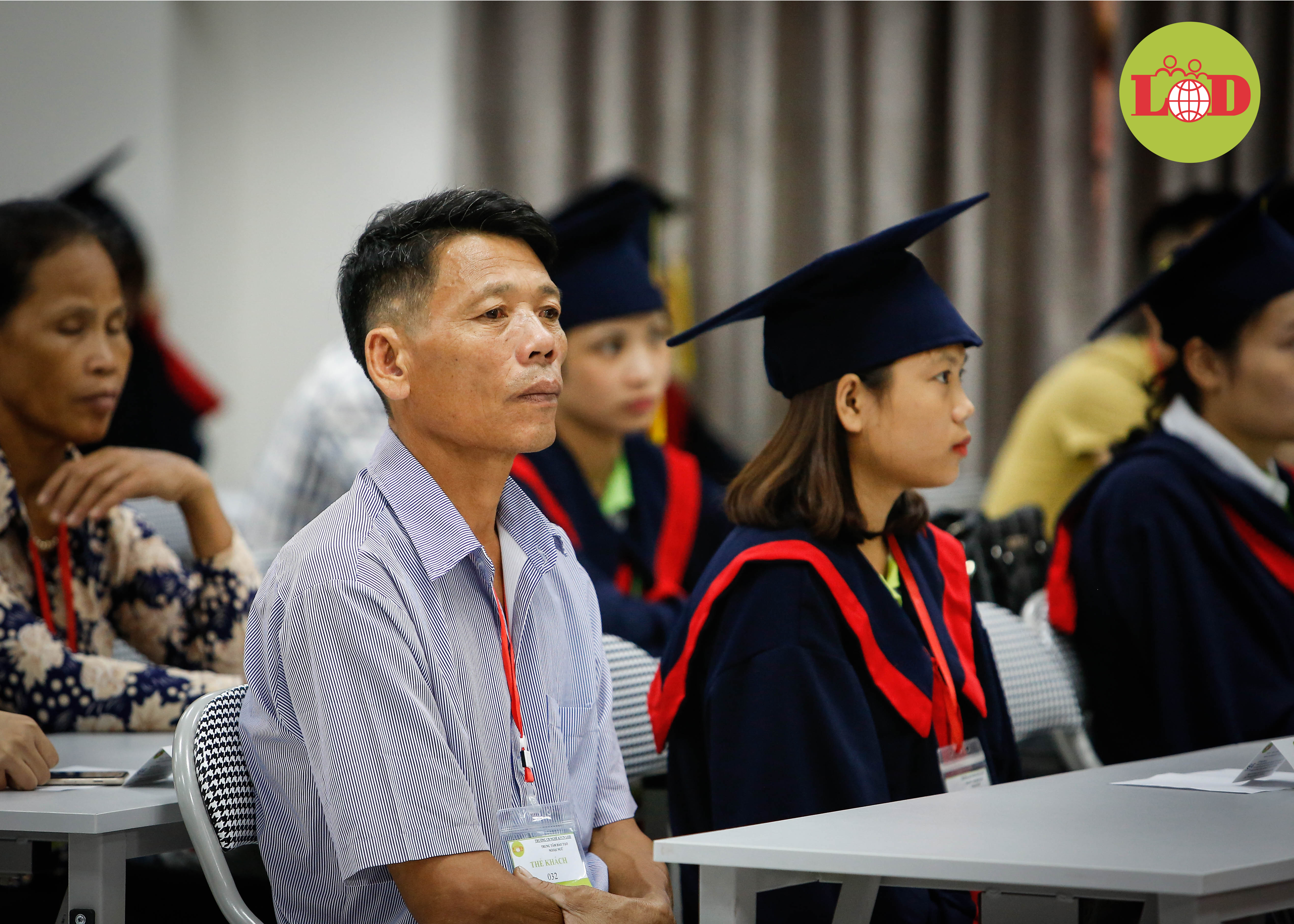 Làm thế nào để không bị lừa khi đi xuất khẩu lao động?