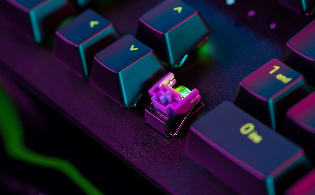 Huntsman Elite là bàn phím cơ gaming bán tốt nhất tại Mỹ, switch quang học sẽ là tương lai?