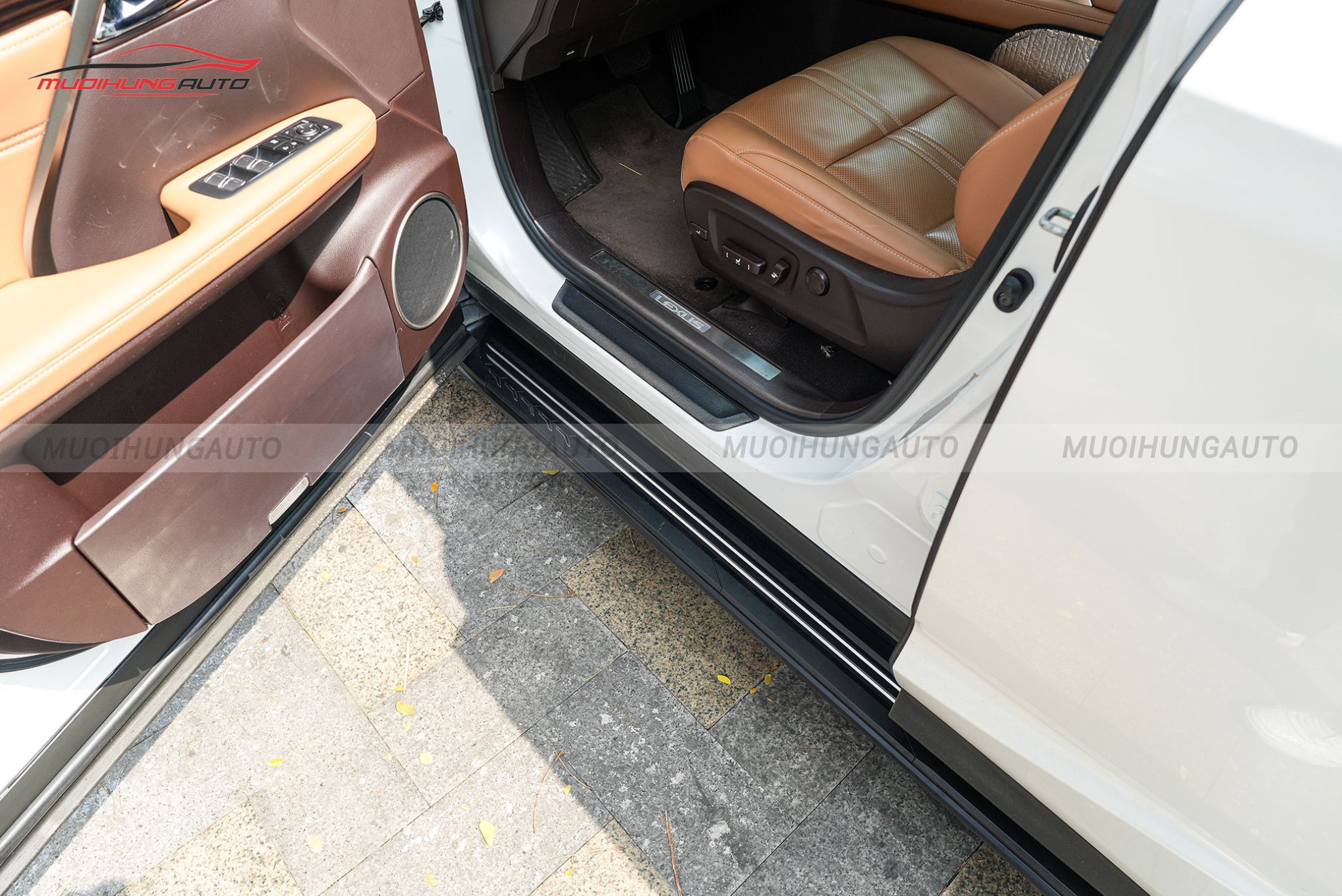 Bậc bước chân cho Lexus RX350 2019